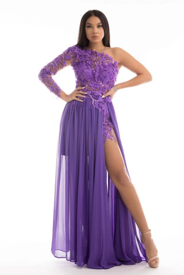 Rochie lunga din voal cu broderie in partea superioara