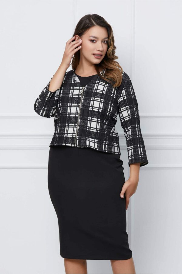 Compleu Nadia cu rochie neagra si sacou in carouri