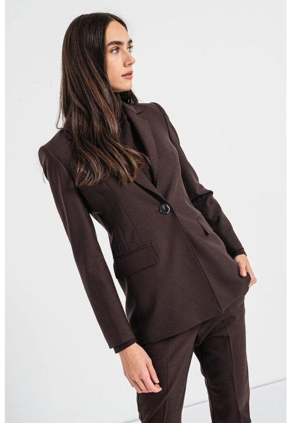 Sacou cambrata cu un nasture Delega