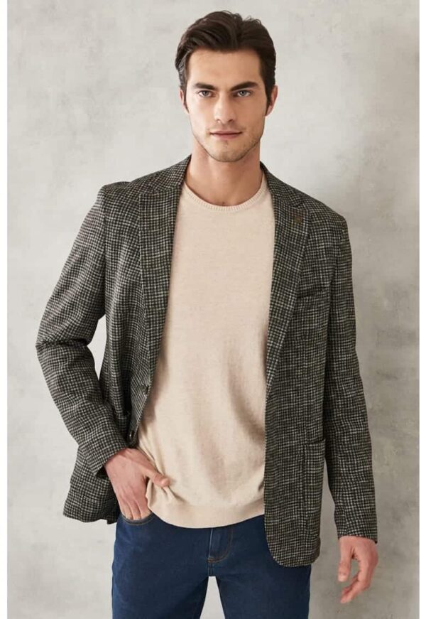 Sacou slim fit cu revere decupate