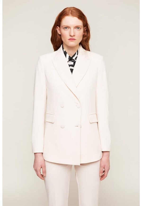 Sacou cu doua randuri de nasturi si revere decupate