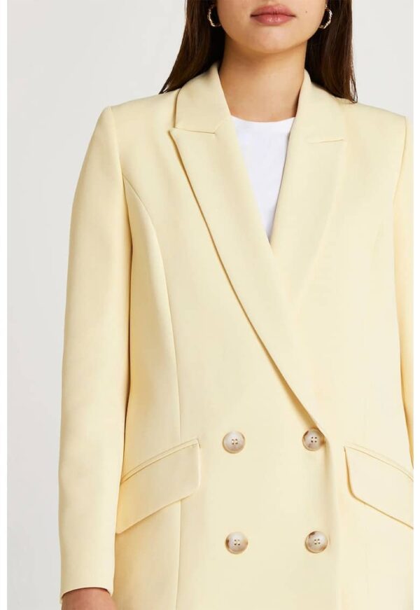 Sacou cu doua randuri de nasturi