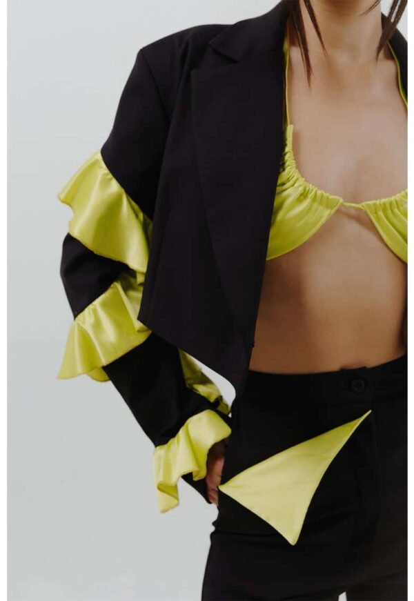 Sacou crop cu volane contrastante