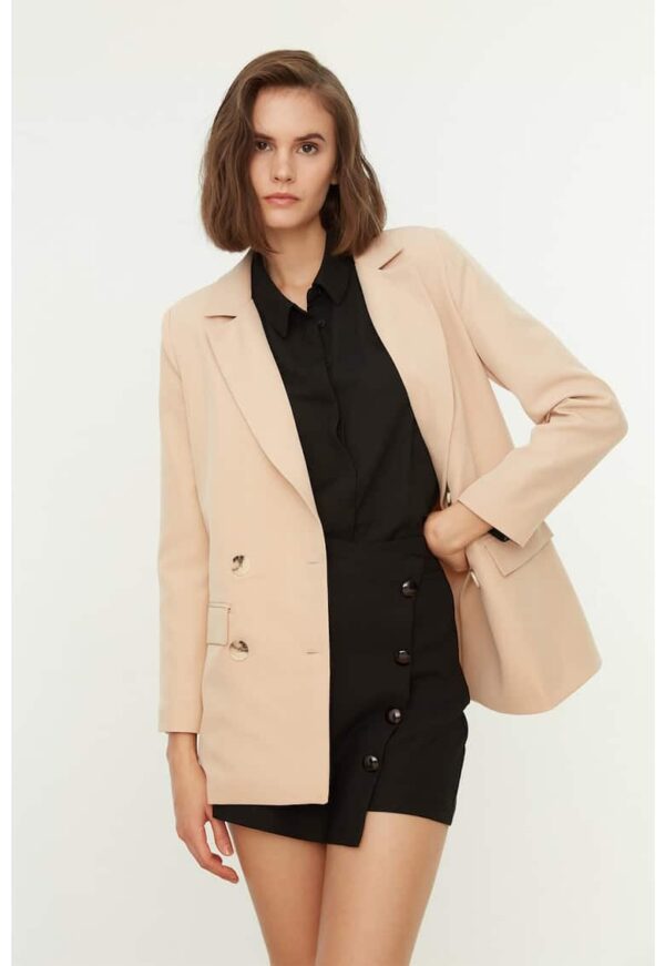 Sacou cu doua randuri de nasturi