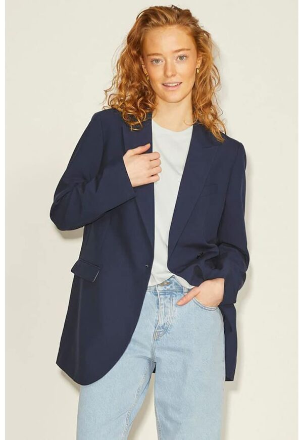 Sacou cu buzunare cu clapa