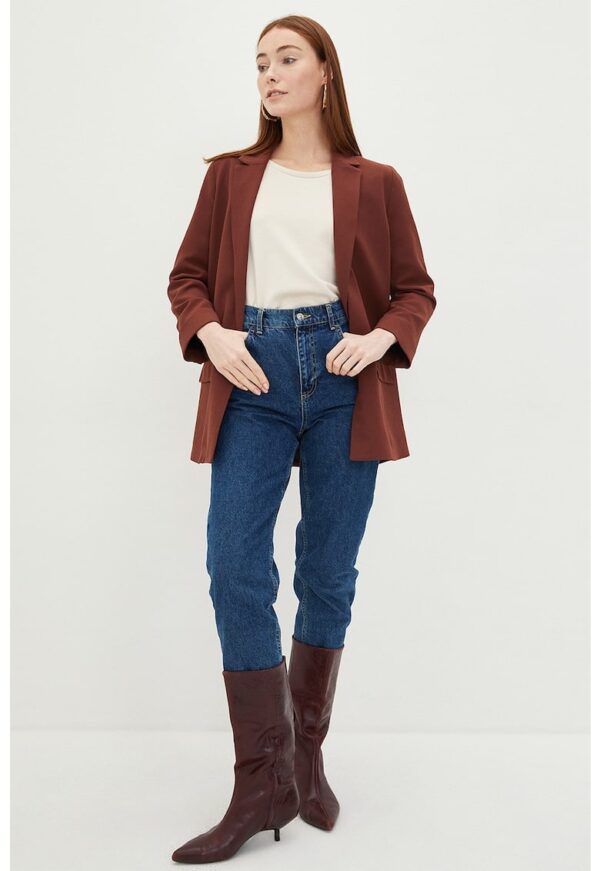 Sacou cu revere decupate