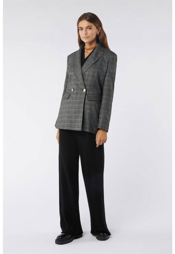 Sacou cu model in carouri si buzunare cu clapa