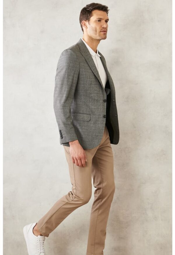 Sacou slim fit cu revere decupate