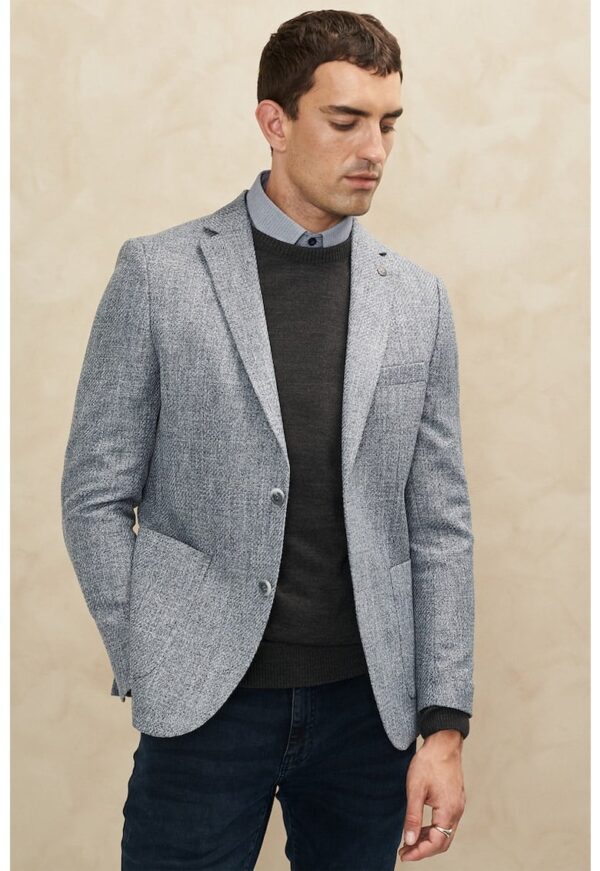 Sacou cu slituri laterale