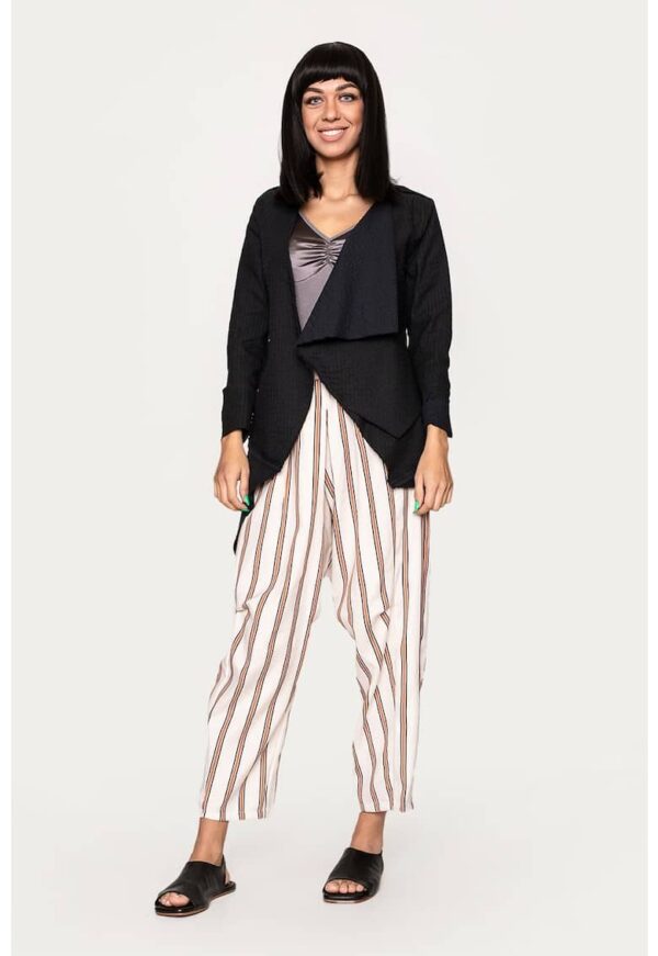 Sacou asimetric fara inchidere