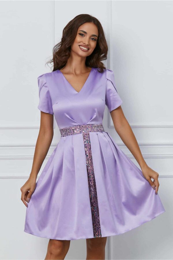 Rochie Dy Fashion argintie cu accesoriu in talie