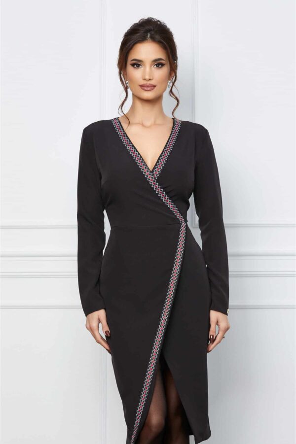 Rochie Dy Fashion caramizie petrecuta cu motive traditionale