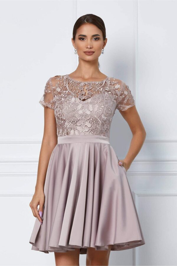 Rochie Ella Collection Ana fucsia cu broderie la bust