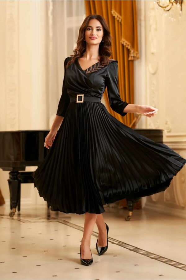 Rochie Laura neagra din lurex cu strasuri si curea in talie