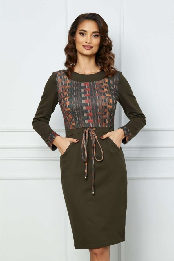 Rochie Dy Fashion bordo petrecuta cu motive traditionale