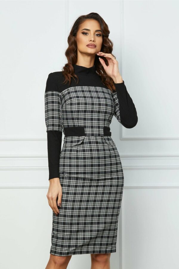 Rochie Moze neagra cu carouri albe