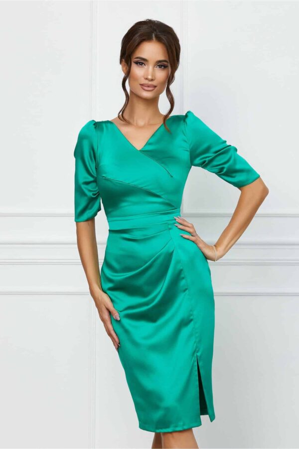 Rochie Moze verde cu maneci brodate