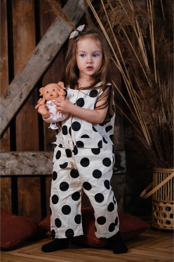 Salopeta pentru fetite ivory cu buline negre maxi