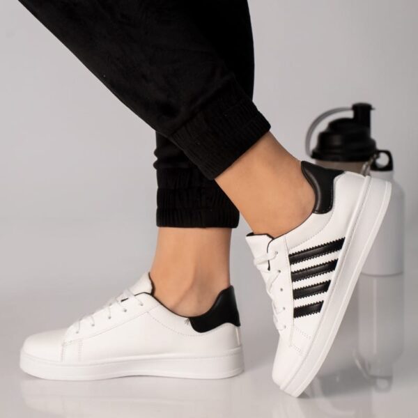 ADIDASI DAMA ALBI PIELE ECOLOGICA Rinad