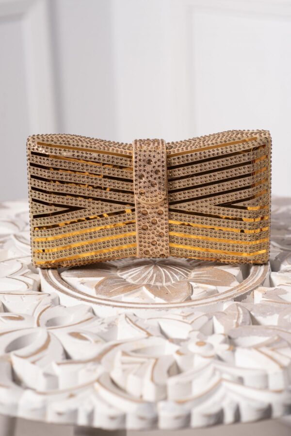 Geanta dama gold Cleopatra tip funda cu strassuri