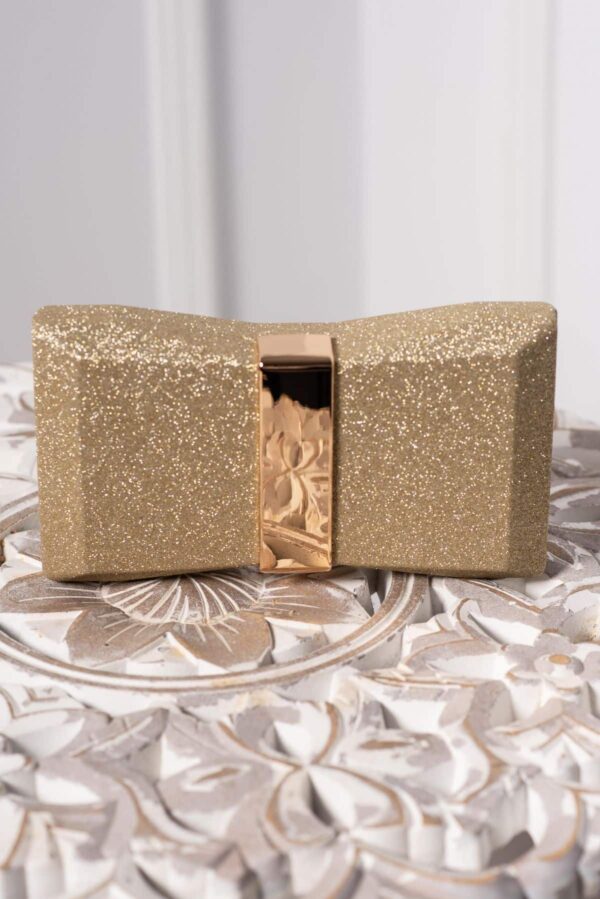 Geanta eleganta Cleopatra tip funda aurie