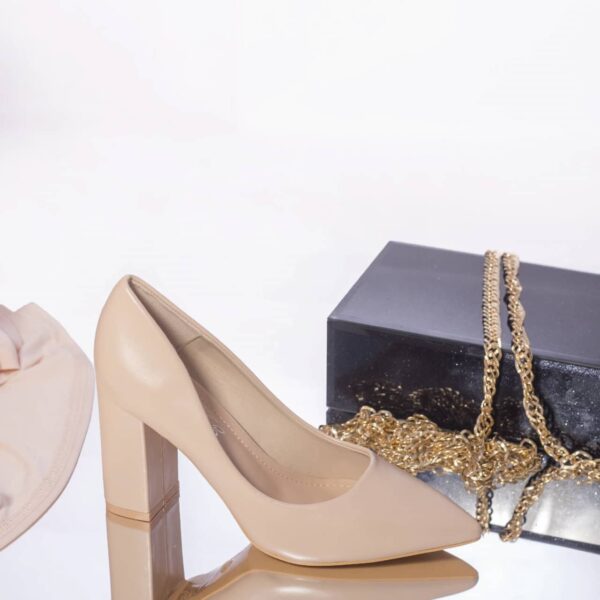 PANTOFI CU TOC Clara PIELE ECOLOGICA BEJ