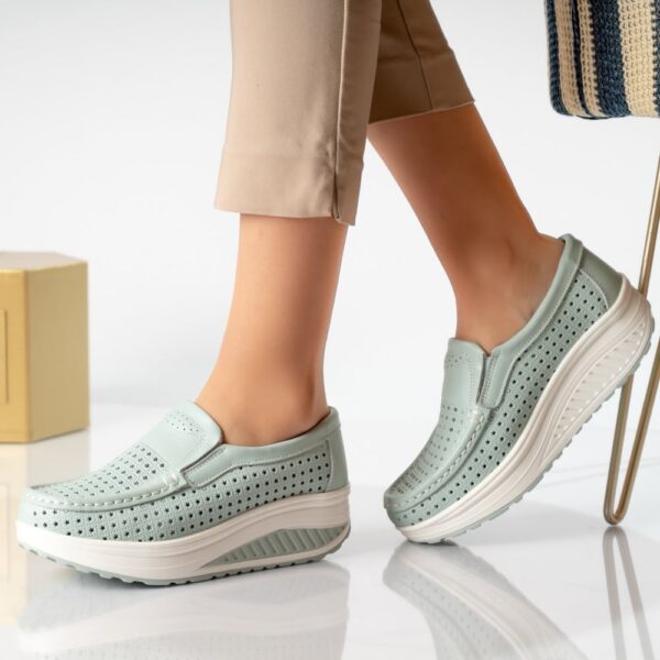PANTOFI DAMA CASUAL ALBASTRU PIELE NATURALA Flori