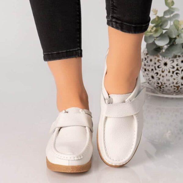 PANTOFI DAMA CASUAL ALBI PIELE NATURALA Chloly