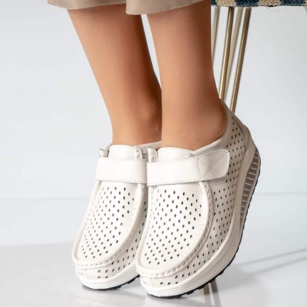 PANTOFI DAMA CASUAL ALBI PIELE NATURALA Rula