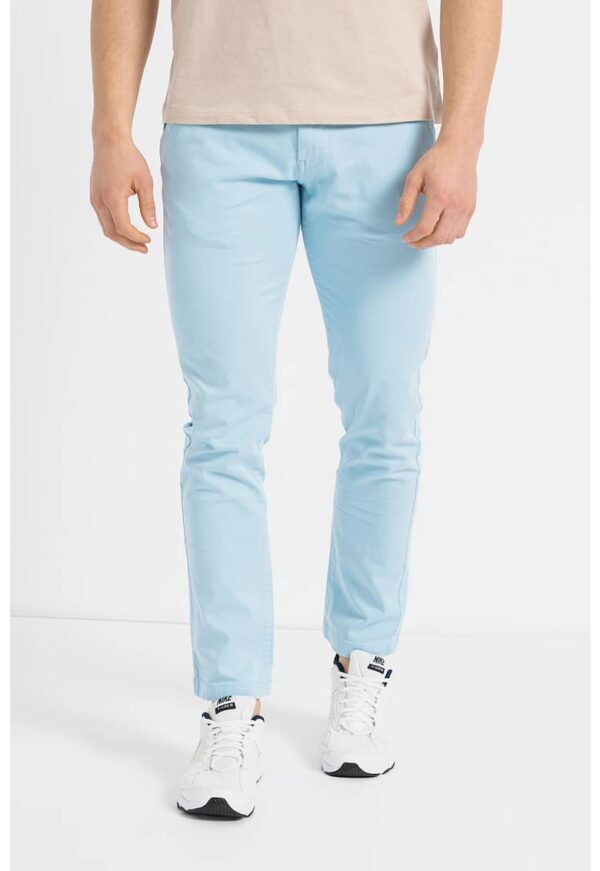 Pantaloni chino cu talie medie