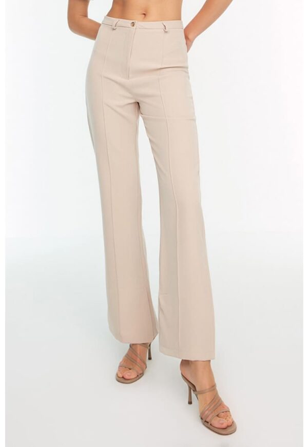 Pantaloni cu talie inalta si croiala ampla
