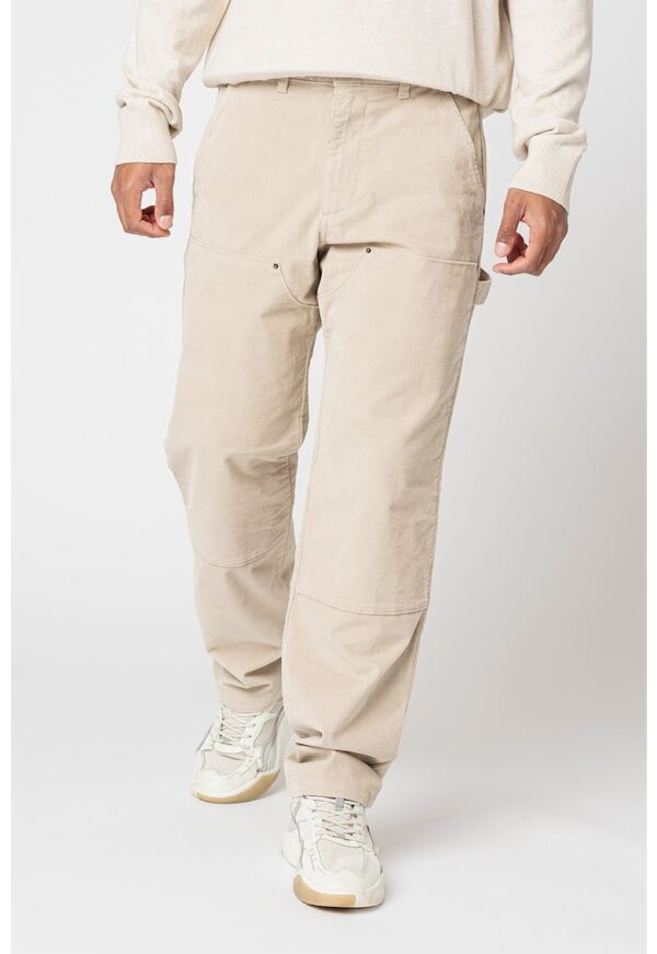 Pantaloni de reiat