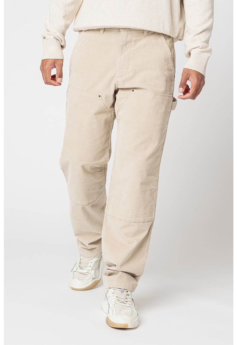 Pantaloni de reiat