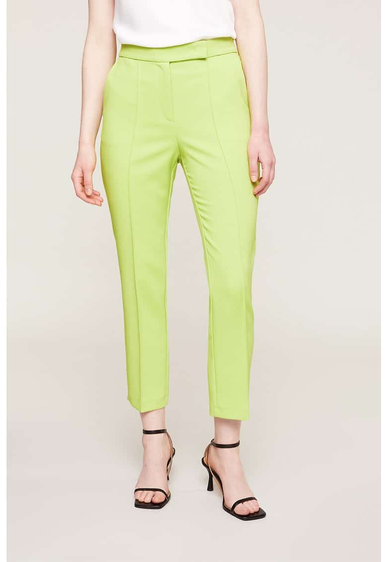 Pantaloni crop cu buzunare
