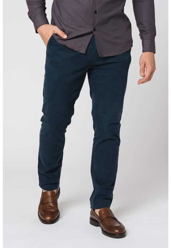 Pantaloni chino slim fit din amestec de bumbac organic