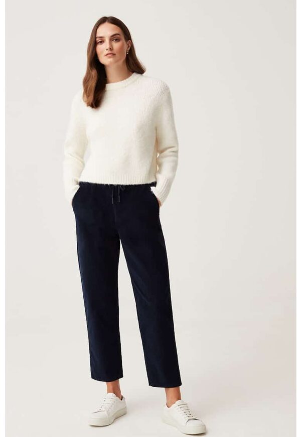 Pantaloni crop din reiat