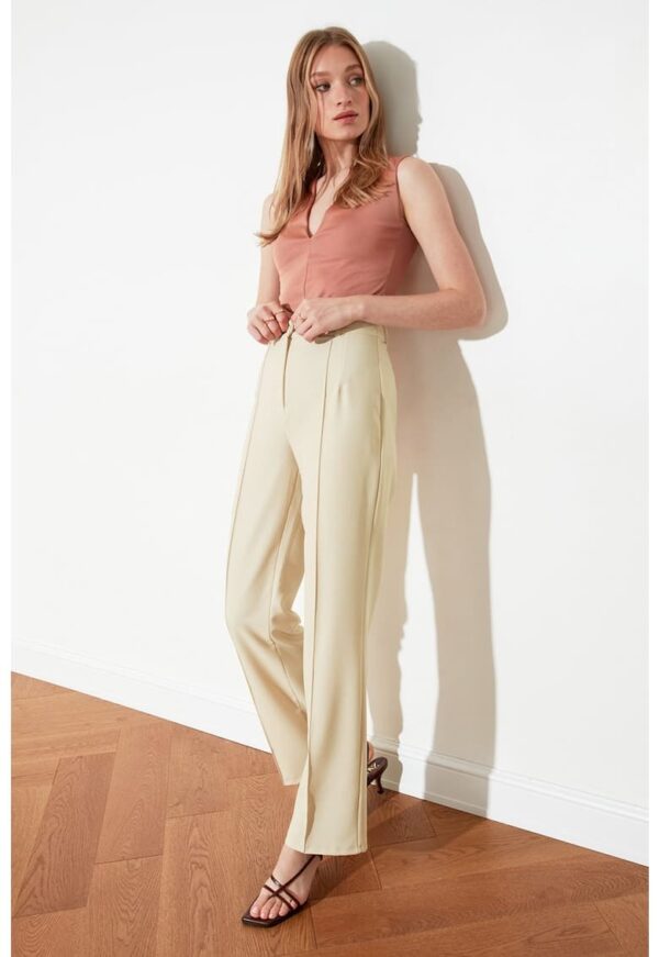 Pantaloni drepti cu talie inalta