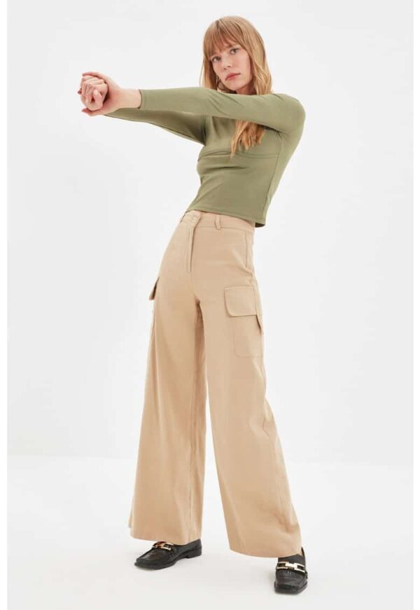 Pantaloni cargo de bumbac cu croiala ampla