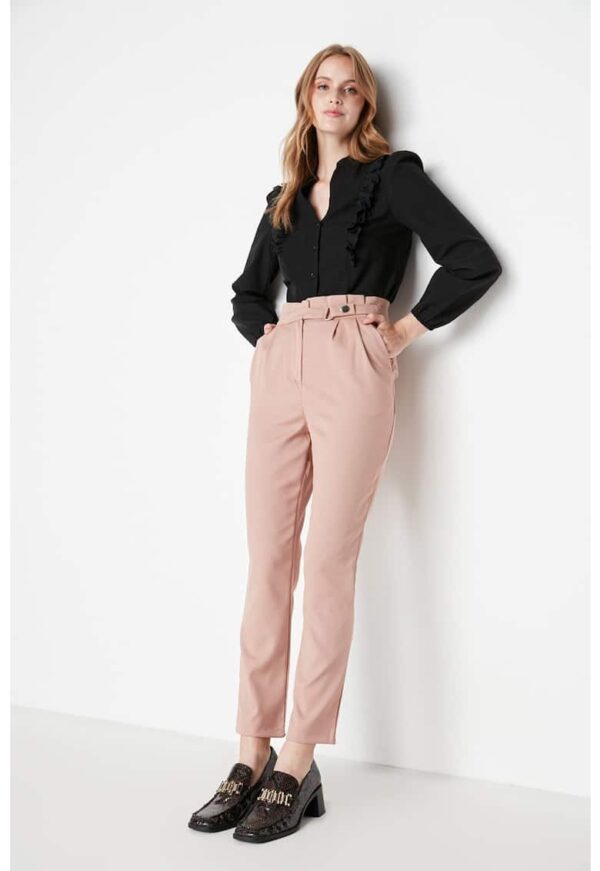 Pantaloni cu talie inalta si buzunare laterale