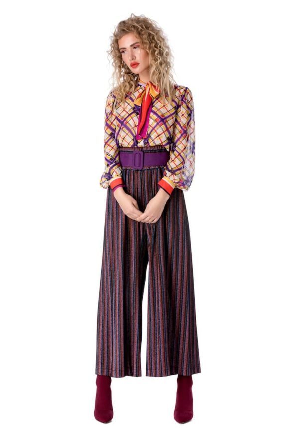 Pantaloni cu talie inalta – pliuri si aspect stralucitor