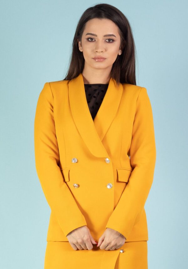 Sacou galben cu doua randuri de nasturi