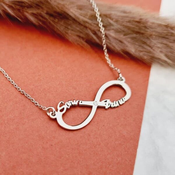 Lantisor cu Diamant Natural – Infinit cu 2 nume decupate – Argint 925 Rodiat