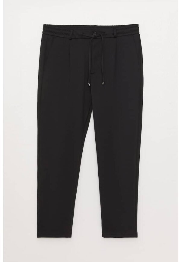 Pantaloni jogger slim fit