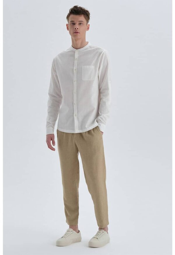 Pantaloni chino din amestec de in