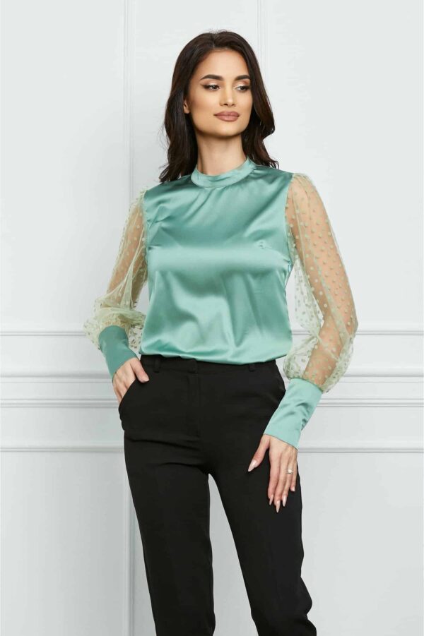 Bluza MBG verde fistic satinata cu buline catifelate pe maneci