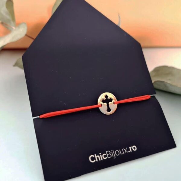 Bratara banut – Cruce decupata – Aur Galben 14K – snur reglabil