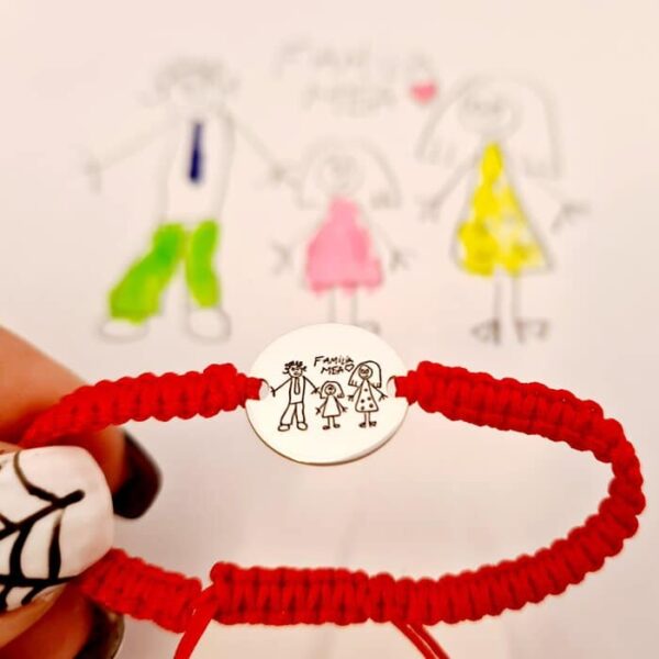 Bratara banut – Gravura desen propriu si/sau a scrisului de mana – Banut de 15 mm – Argint 925 – snur impletit reglabil