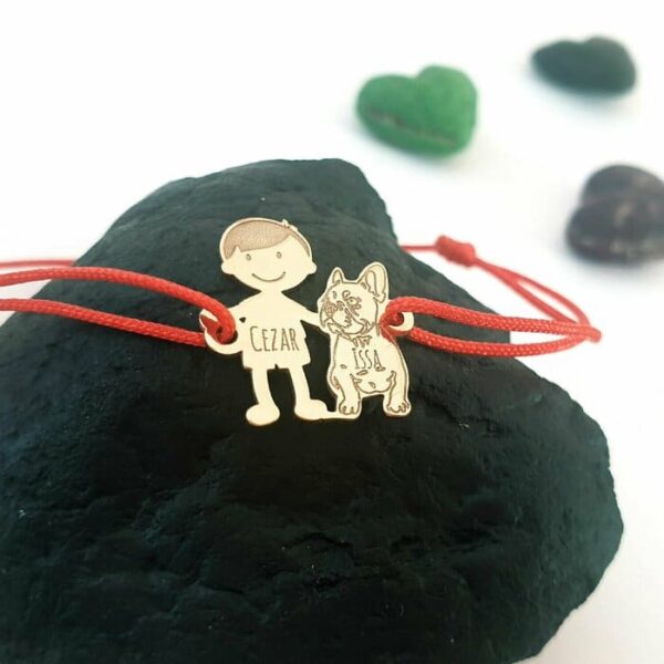 Bratara Familie – 2 Membri – caine Bulldog -pandant Aur Galben 14K – snur matase vegetala reglabil