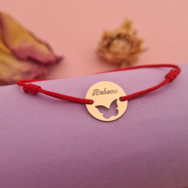 Bratara Fluturas dragalas – Banut 12 mm diametru personalizat cu nume – Aur Galben 14K – Snur reglabil, diverse culori