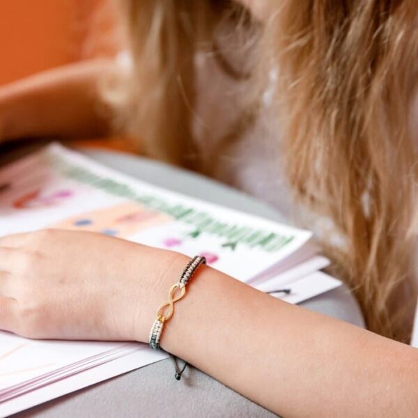 Bratara personalizata cu snur impletit multicolor – Pandantiv infinit – Aur Galben 14K